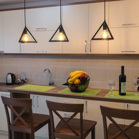 Apartmani Tref Petrovac Extérieur photo