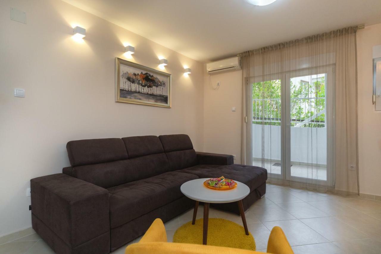 Apartmani Tref Petrovac Extérieur photo