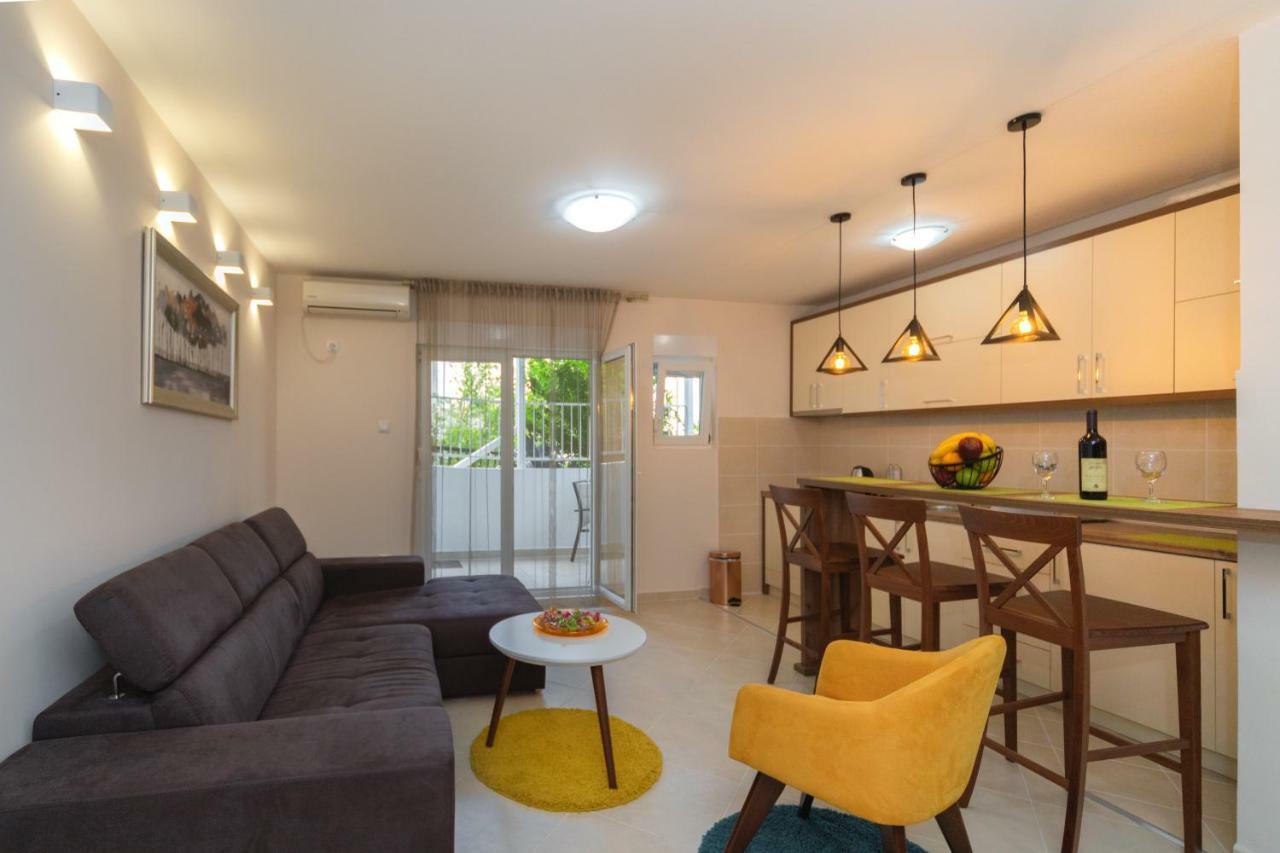 Apartmani Tref Petrovac Extérieur photo